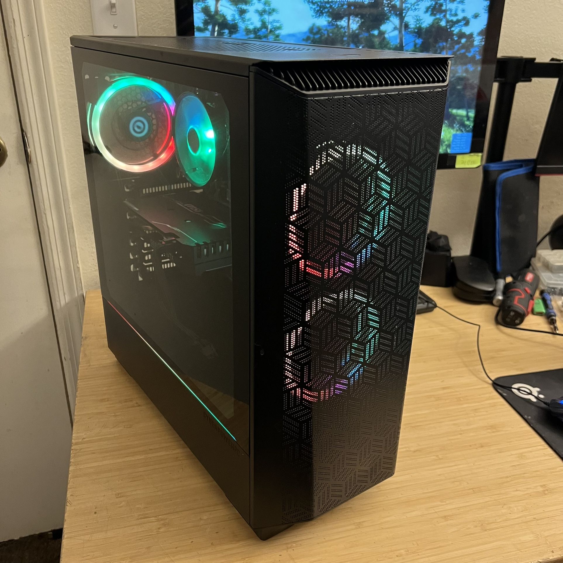 FAST Custom Built Gaming PC / Ryzen 5 3600 6 Core CPU / 32GB RAM / GeForce GTX 1660 SUPER 6GB GPU / 1TB NVMe SSD / RGB / WiFi + Bluetooth
