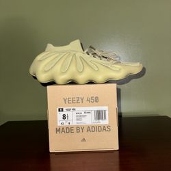 Adidas Yeezy 450 Resin  Size 8.5 