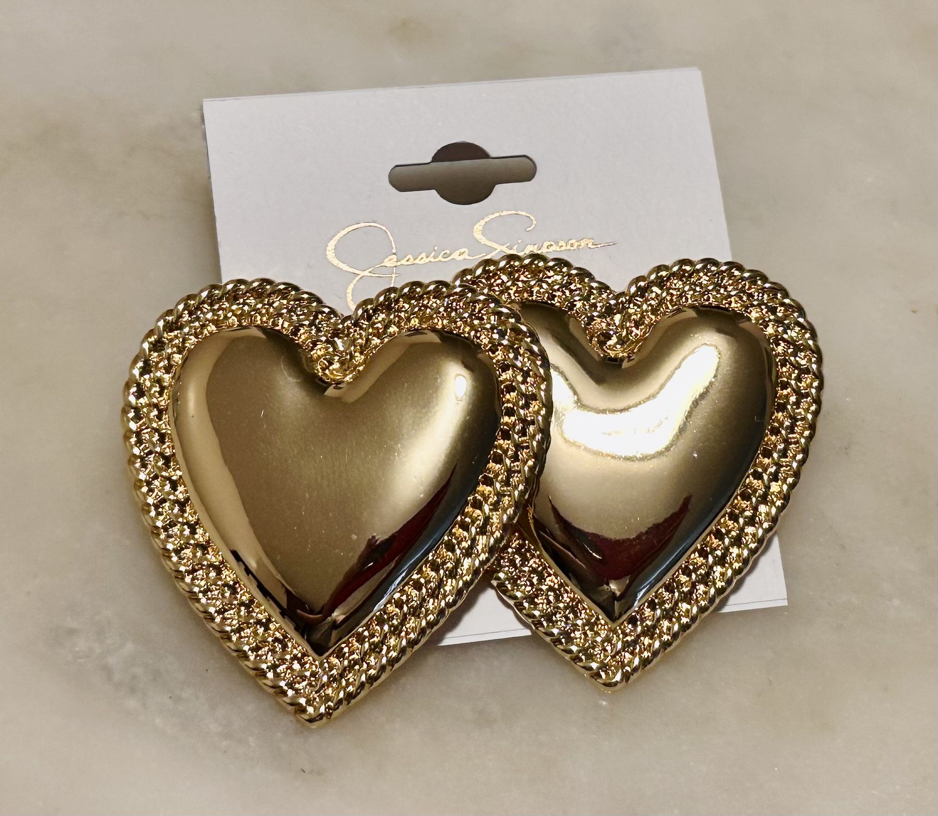 OVERSIZED GOLD HEART EARRINGS