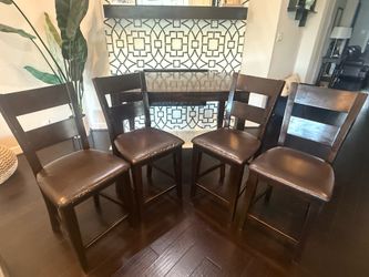 Ashley Furniture Kitchen/Dining Table