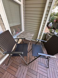 Outdoor Bistro Set with 2 Chairs and Table