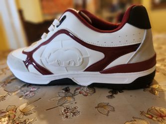 New Ecko casual shoess cream color men's size 10.5. New, never worn