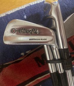Maxfli Australian Blade Golf Club Set