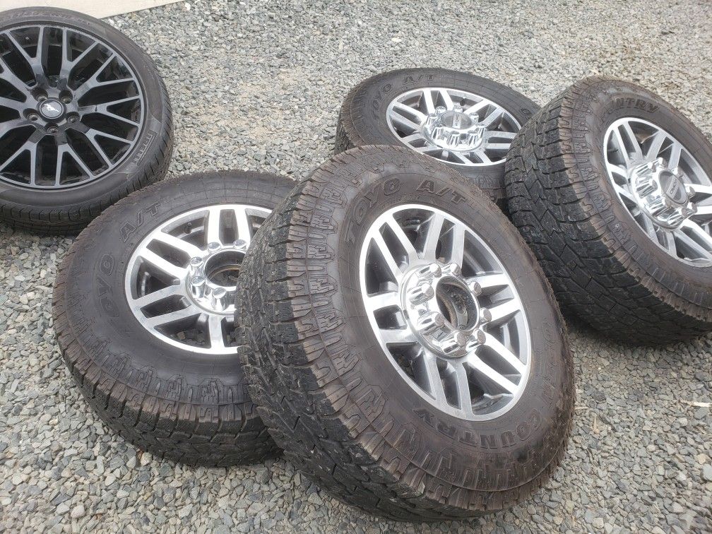 2019 ford f-250 f-350 superduty oem wheels and tires 20
