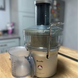 Breville Juicer 