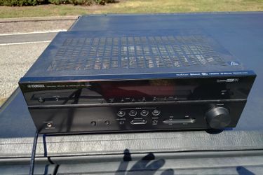 Yamaha  Receiver 260 watts