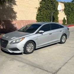 2016 Hyundai Sonata Hybrid