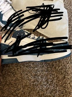 Size 10 Men Blue and White Monogram Low-Top Sneakers