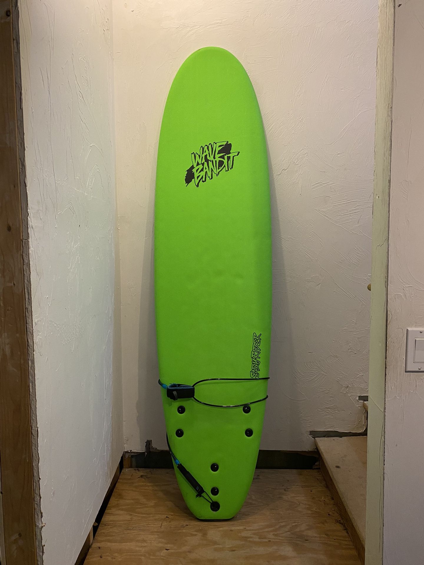 7’0” Easy Ride Wave Bandit Surfboard 