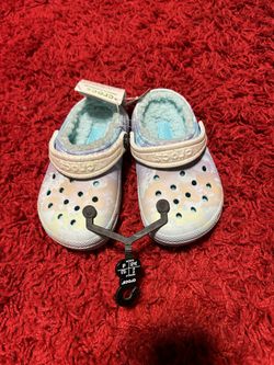 girl kid crocs