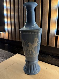 Vintage Kitchenware & Decor – Amber Glass, Porcelain, Ceramics