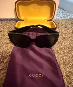 Authentic Gucci GG0142SAN Oversized Black Gold GG Sunglasses – Unworn + Case