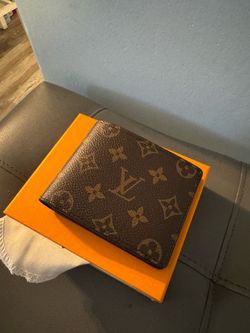 Monogram Canvas Bifold
