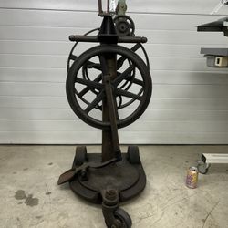 Industrial Sewing Machine Mill End Joiner Treadle Power