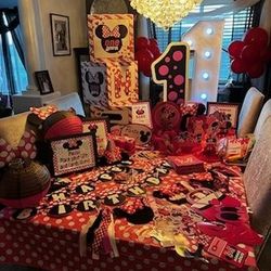 Minnie Mouse Party Supplies