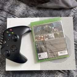 Xbox One With Controller And Disc Game