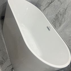 Freestanding Acrylic Tub