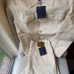 Denim Set Men’s Clothes Size M/L/XL Available Ask For Price Please