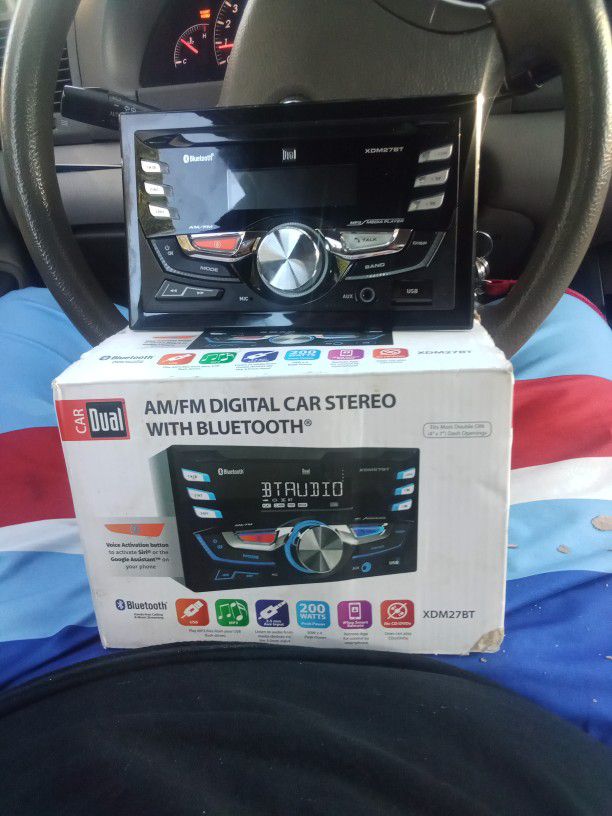 Dual AM FM Digital Car Stereo With Bluetooth