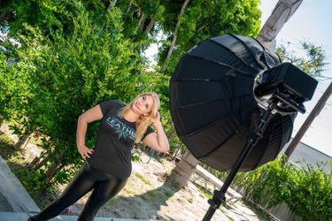 Alien Bee Celestial Light with Gel Kit, HUB Remote, and Octobox