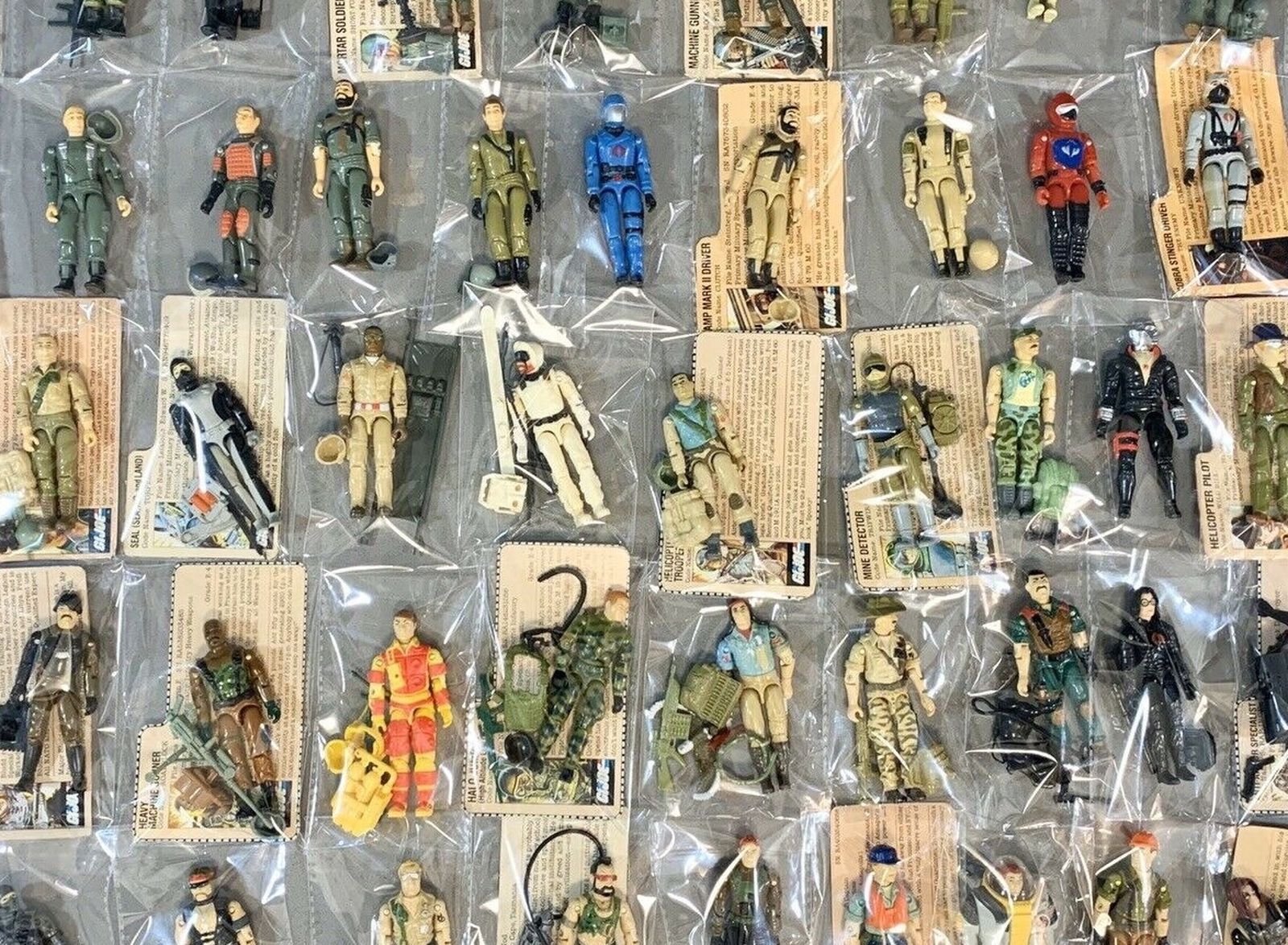 Collector seeking vintage old GI Joe toys dolls action figures accessories 1960s 70s 80s g.i. Joes toy figure doll collector collectibles