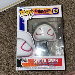 Spider Gwen Funko Pops 