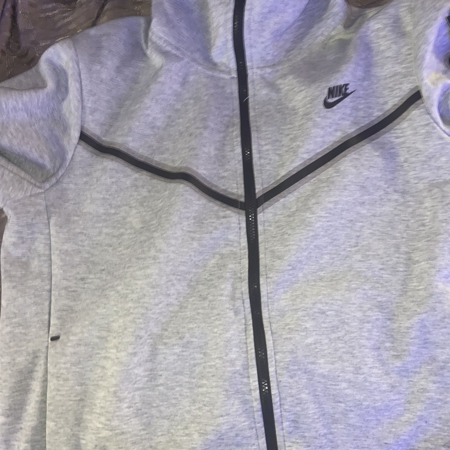 grey nike tech fleece hoodie 