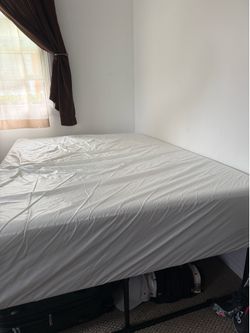 Full Size Bed & Bed Frame with Under-Bed Storage – Like New