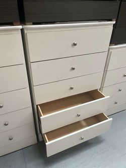 New Dresser 5 Drawers