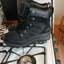 Norh Face Boots