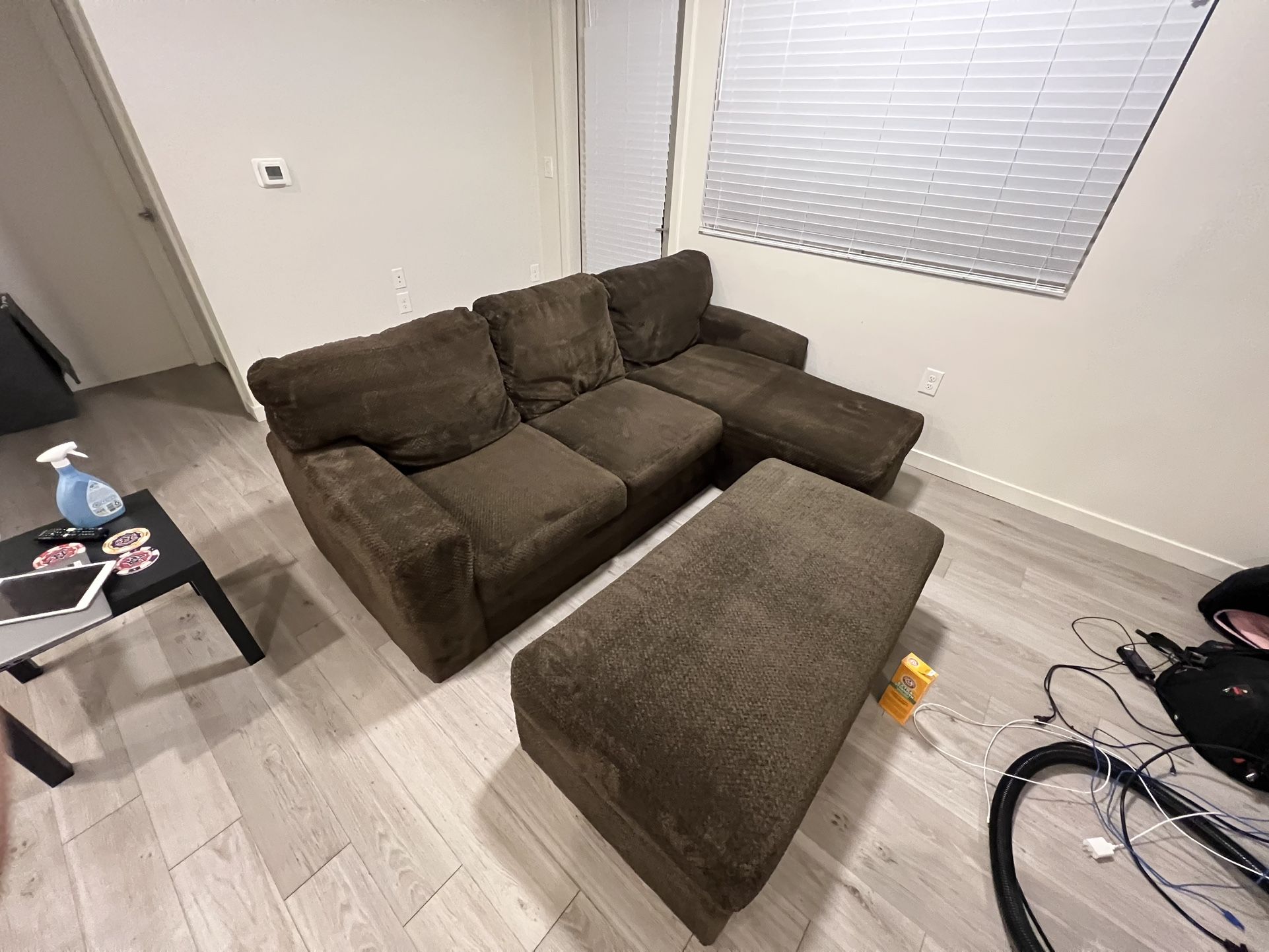 Brown Sectional Sofa with Chaise & Ottoman – Good Condition