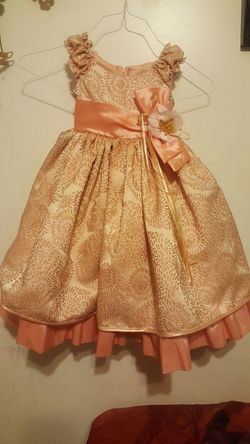 Toddler dress 2t or 3t