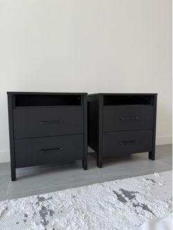 Set of 2 Black Modern Nightstands