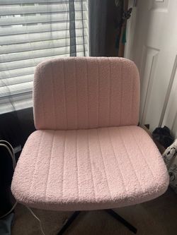 Pink Crisscross chair (no wheels)