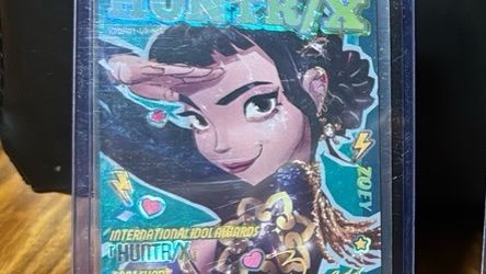HUNTR/X Zoey UR Trading Card