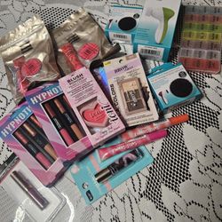 Random Make Up Items