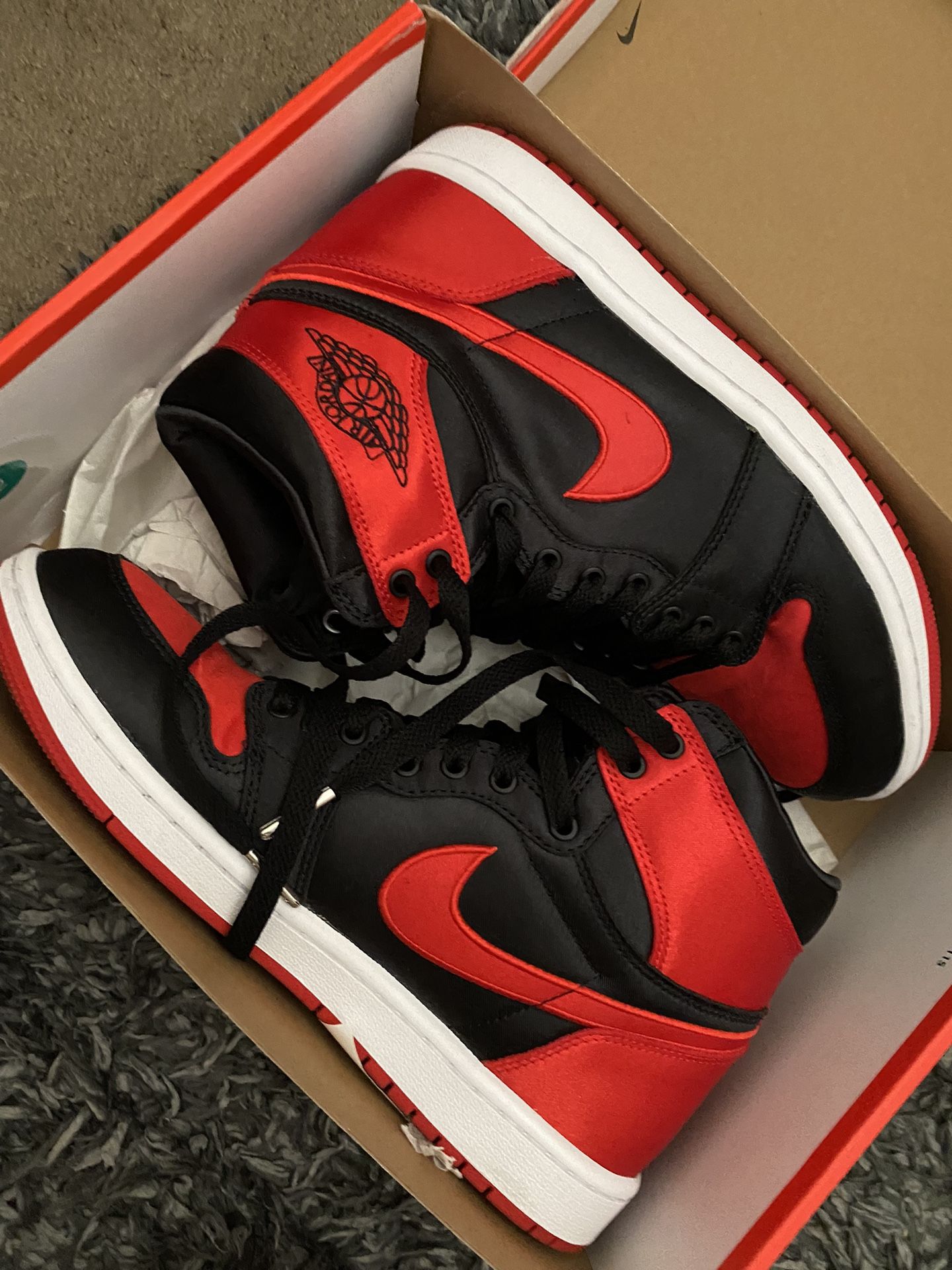 Air Jordan 1 Retro High OG Black University Red Women’s