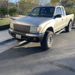 2000 Toyota Tacoma