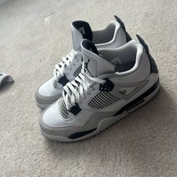 Jordan 4 Military Grey