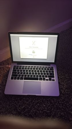 MacBook Pro (Needs New Battery - Only Good For Parts)