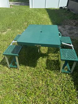 Portable Green Plastic Folding Picnic Table
