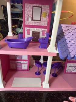 Doll House With Furniture