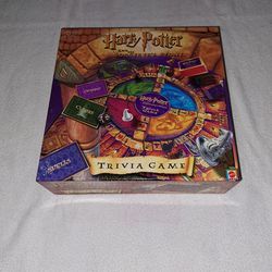 Harry Potter And The Sorcerer's Stone Trivia Board Game In Excellent New Condition (Is Complete Nothing Missing)