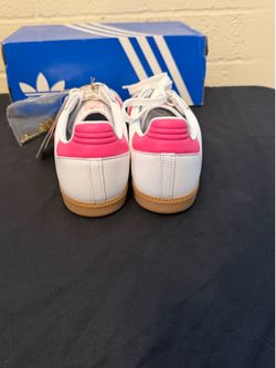 Woman’s og samba