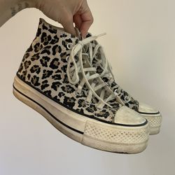 Cheetah Platform Converse Size 5.5