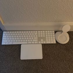 Apple Keyboard - Magic Trackpad 2 - Charger