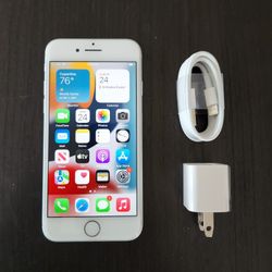 iPhone 7 - UNLOCKED - Like New  