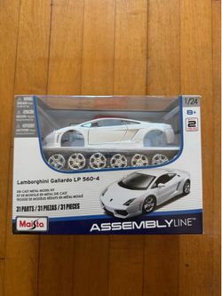 ASSEMBLYLINE Lamborghini Gallardo LP 560 - 4 Build Kit.