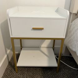 Bedside table 