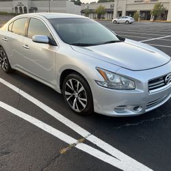 2012 Nissan Maxima